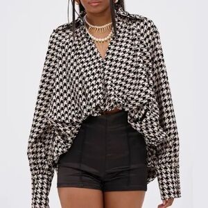 ❤️⭐️🔥AKIRA HOUNDSTOOTH BLOUSE TOP
